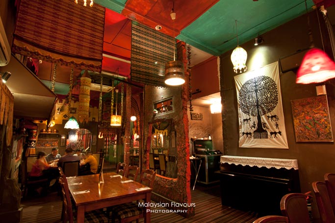 マレーシアの伝統工芸 ピューター バティック体験ツアー ランチ付 クアラルンプール マレーシア のお得なオプショナルツアー Hisgo ポーランド