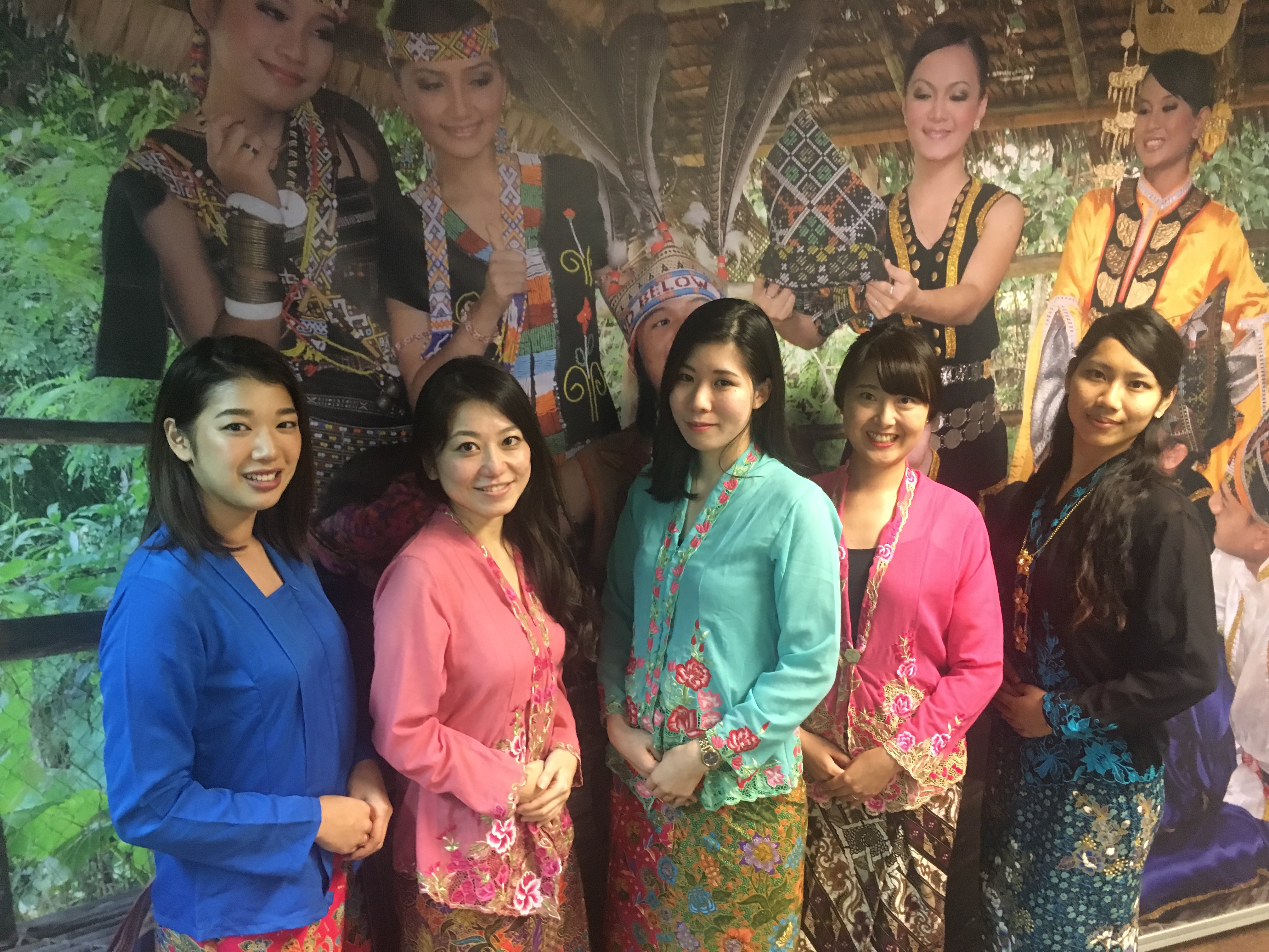 Boleh Boleh Travel Loungeにてマレーシア民族衣装レンタル クアラルンプール マレーシア のお得なオプショナルツアー Hisgo トルコ