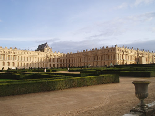 ベルサイユ宮殿 午前観光 オーディオガイドで自由見学 パリ フランス のお得なオプショナルツアー Hisgo アメリカ